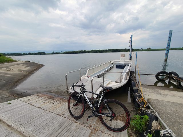 リバークルーズ リバークルーズ